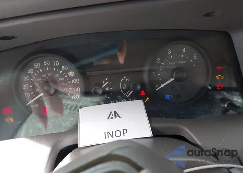 2006 Mercury Grand Marquis Gs z USA, uszkodzony, nr VIN 2MEFM74VX6X646118